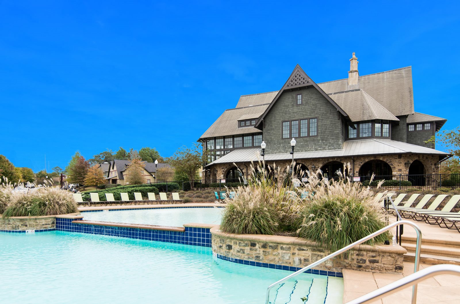 Creekside Clubhouse Pool